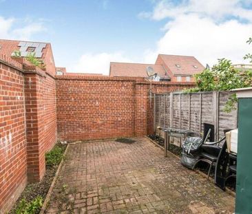 3 bedroom end of terrace house to rent - Photo 6