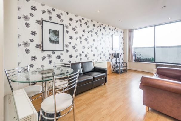 2 bedroom apartment to rent Kinvara Heights, 3 Rea Place, Birmingham, B12 - Photo 1