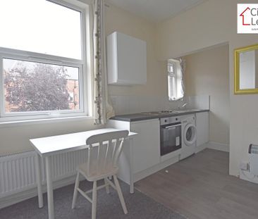 Studio to rent - Photo 4