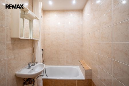 Pronájem bytu 2+kk 43 m² - Photo 2