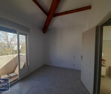 Location Appartement 4 pièces 71m² MARIGNANE 13700 - Photo 6