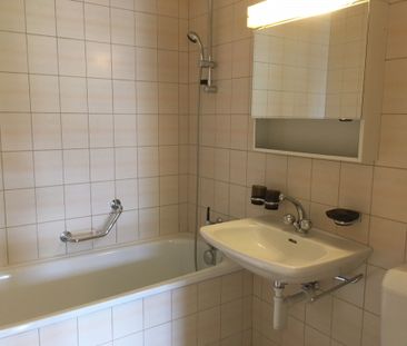 Grosszügige Wohnung an bevorzugter Wohnlage! - Photo 1