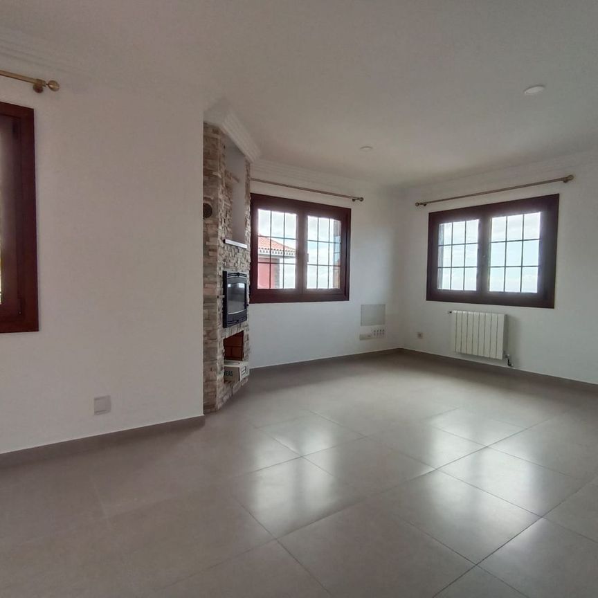 Casa/Chalet pareado En alquiler Carretera Nueva La Corujera 107, La Corujera, Santa Ursula - Photo 1