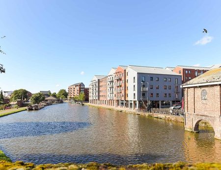 Studio - Waterfront - Photo 3