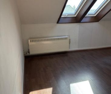 Charmante 1-Zimmer-Dachgeschosswohnung in Alt-Tannenbusch - Photo 1
