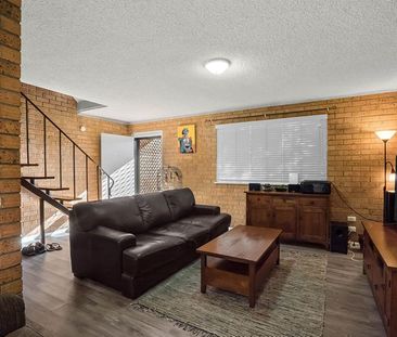 Lakeside Living Just 400m from the Water - Photo 6