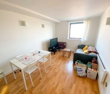 1 bedroom flat to rent - Photo 3