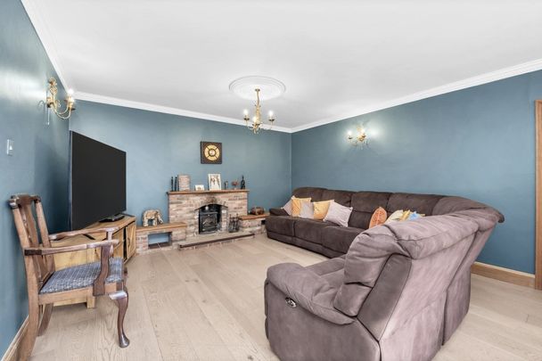 Bury St Edmunds, Bradfield Combust - Photo 1