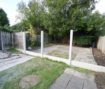 3 bedroom semi-detached house to rent - Photo 3