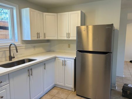 For Lease - 36 Merritt Street Unit# 1- Ground floor, St. Catharines, Ontario - Photo 3