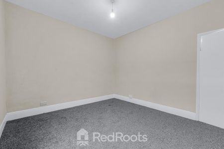 2 bedroom end of terrace house to rent - Photo 5