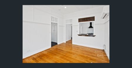 Modern, Close to Town and Huge Yard - Photo 4