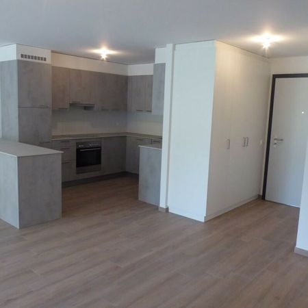 Appartement 3.5 pièces au rez à CHF 1'720.-/mois charges comprises - Foto 3