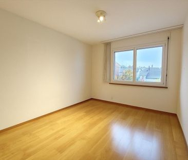 Apartment 4.5 rooms - Photo 3