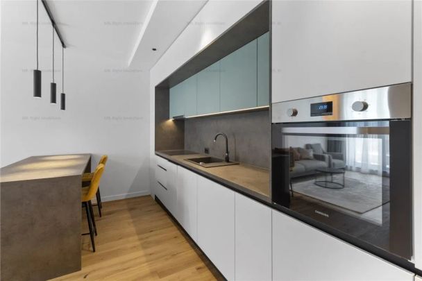 Apartament 2,5 cam Premium Central | Parcare Subterana si Utilitati incluse - Photo 1