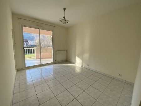 Location appartement 2 pièces 48.85 m² à Tournon-sur-Rhône (07300) - Photo 2