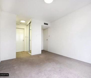 MGM MARTIN – TWO BEDROOM APARTMENT (BUILDING K4, UNIT ON LEVEL 5) - Photo 3