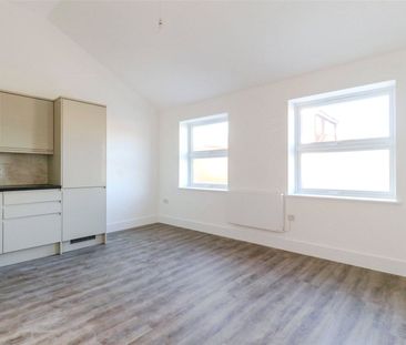 Windmill Hill, EN2, Enfield - Photo 5