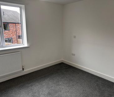 2 bedroom end of terrace house to rent - Photo 5