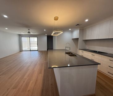 Brand New | High-Spec Family Home in Yanchep - 4 x 2 - Photo 1