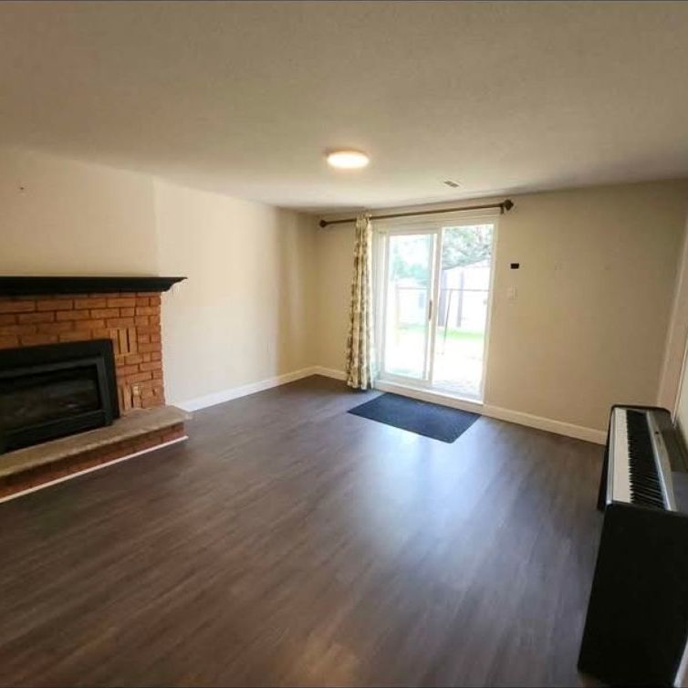 For Lease - 304 Orsi Avenue, Bradford West Gwillimbury, Ontario - Photo 1