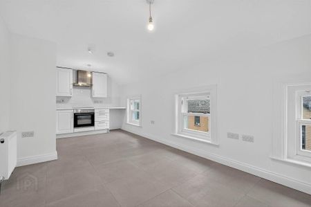 Apt 3, 51 53bridge Street, Lisburn, BT28 1XZ - Photo 2