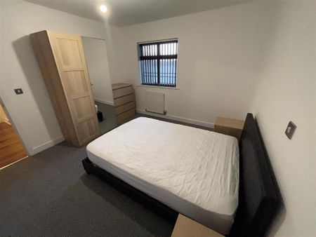 2 bedroom apartment to rent - Photo 5