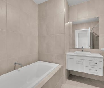 Brand new 4-bedroom home in Wilton - Photo 4