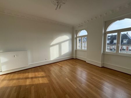 Location Appartement 6 pièces 153m² STRASBOURG 67000 - Photo 2