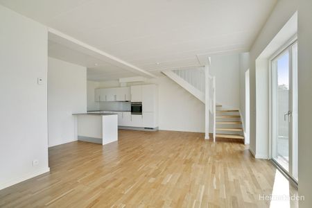 5-værelses Rækkehus på 128 m² i Sabro - Photo 2