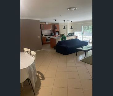 2 bedroom granny flat with private pool - Photo 3