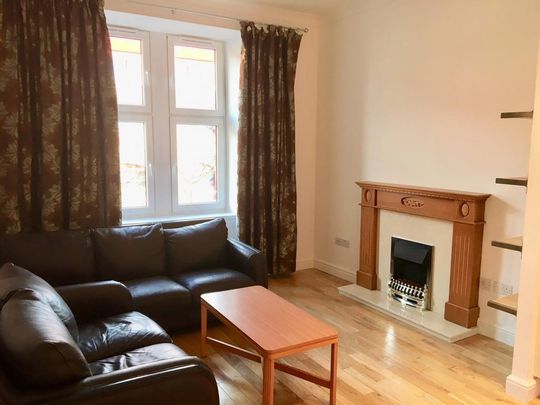 2 bedroom flat to rent - Photo 1