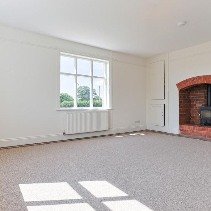 5 bedroom farm house to rent - Photo 1