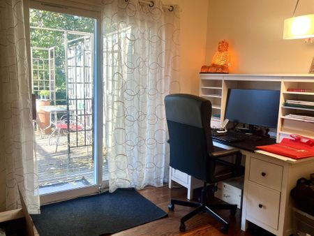 For Lease - 43 Plateau Crescent, Toronto, Ontario - Photo 4