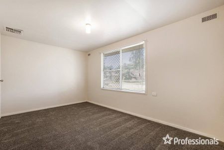 4 Quinn Street - FOR LEASE - Photo 4