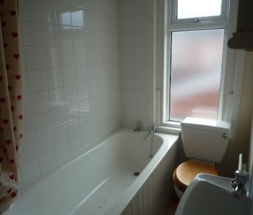 13 Ebor Drive, Belfast, BT12 6NR - Photo 1