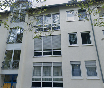 Schöne geräumige 2 ZKB Wohnung zu vermieten ! - Photo 1