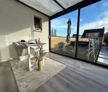 Volledig gerenoveerd appartement met ruim terras in centrum Sint-An... - Photo 1