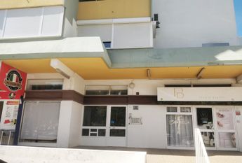 Apartamento T3 na Costa da Caparica semi-mobilado