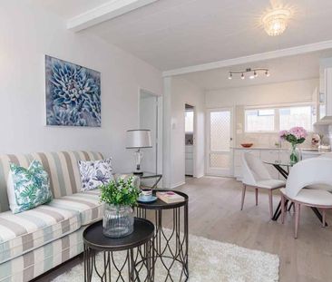 Charming one-bedroom house - Photo 1