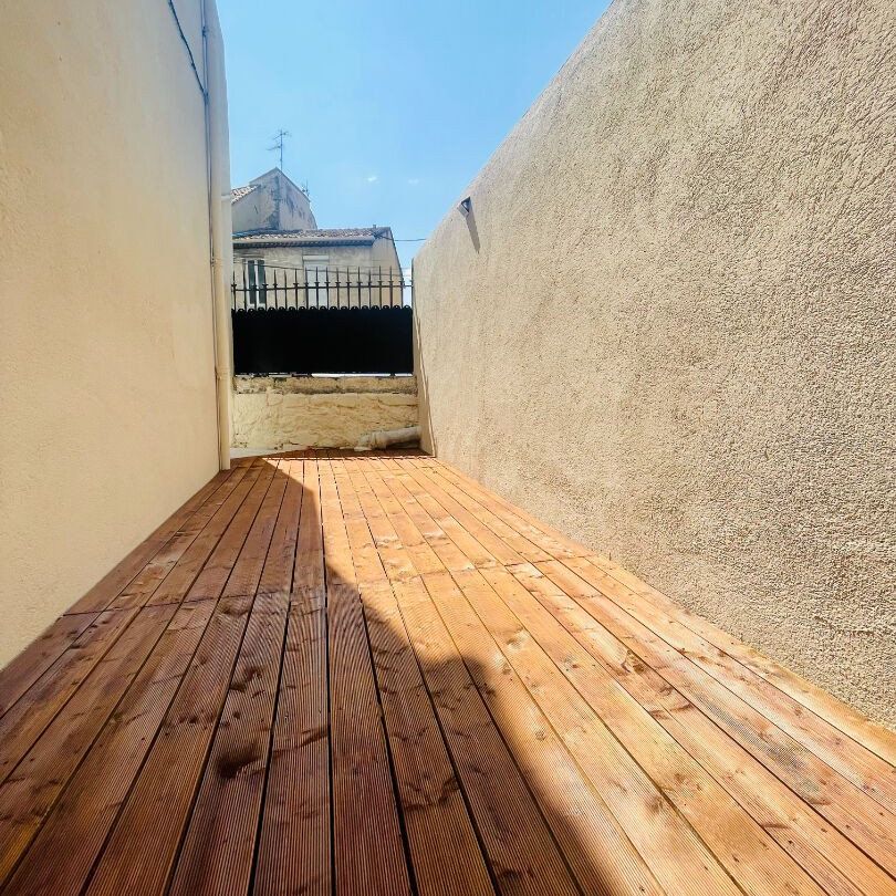 Studio rez-de-chaussée avec terrasse - Photo 1