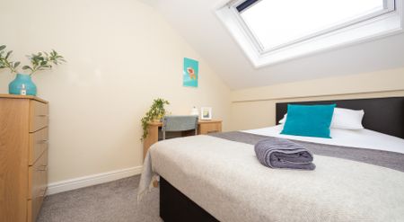 25b St Michael’s Road, Headingley, Leeds, LS6 3BG - Photo 4