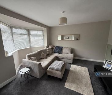 3 bedroom semi-detached house to rent - Photo 1