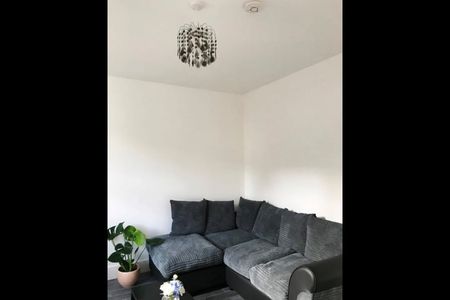 4 Bed Terraced House, Liverpool Road, RG1 - Photo 3