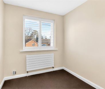 4 bedroom semi-detached house to rent - Photo 4