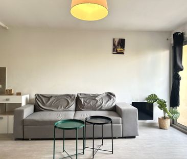 Location Appartement 1 pièce 26m² MARSEILLE 3ème - Photo 2