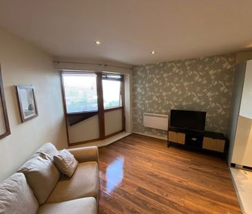 1 Bed Flat, Batsford House, SW19 - Photo 1