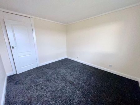 4 bedroom terraced house to rent - Photo 3