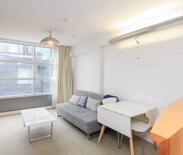 St Pauls Apts - Photo 3