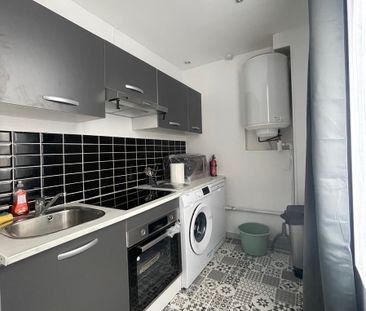 Location Appartement 2 pièces 42m² - Photo 5